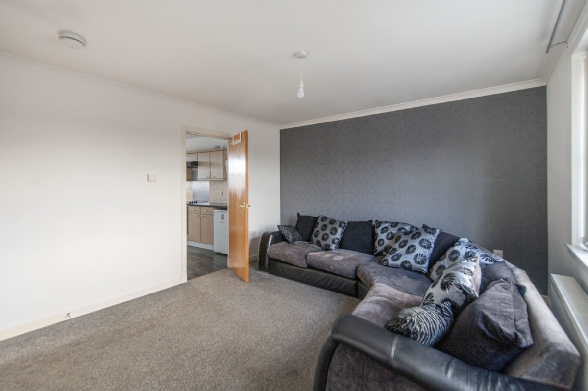Candleriggs Ct, Alloa