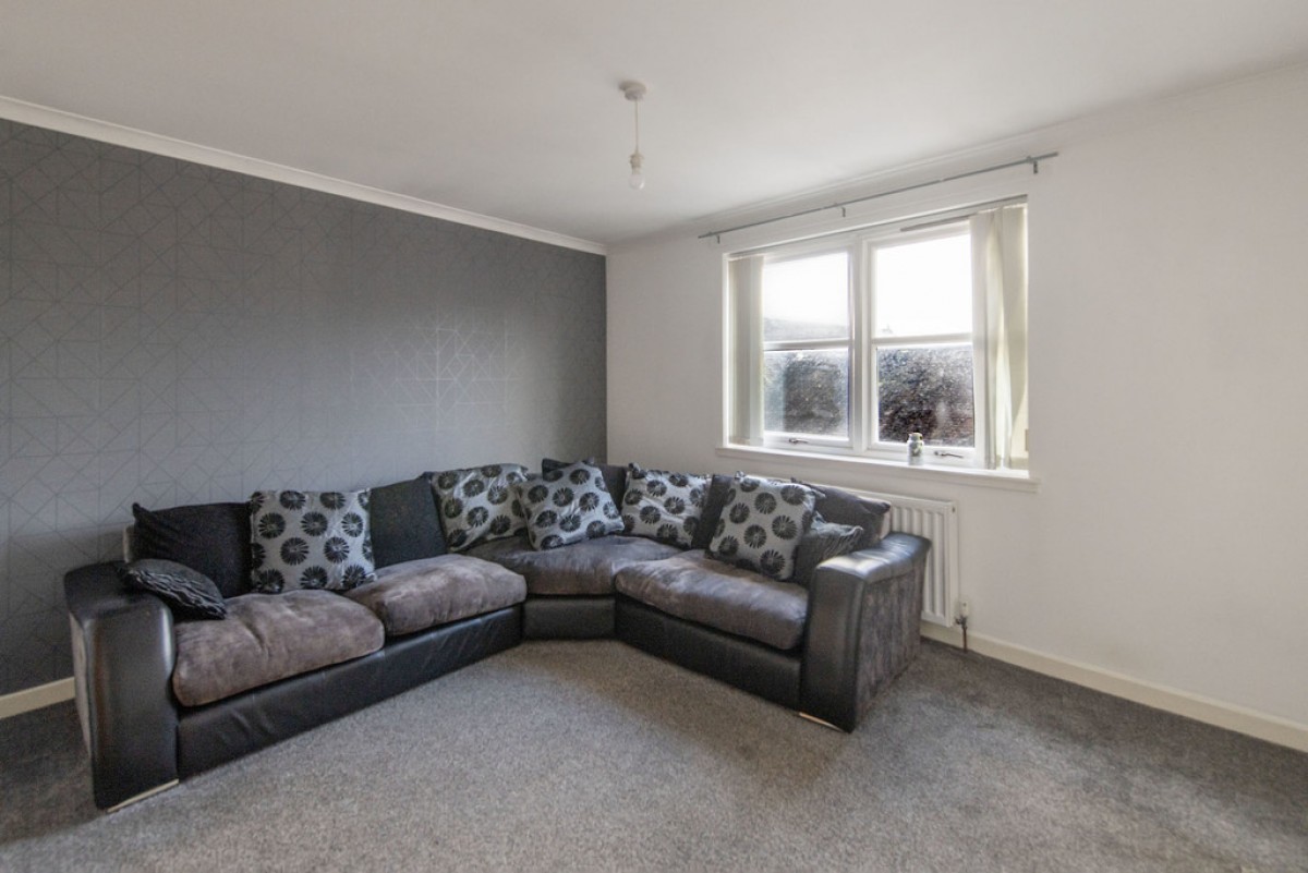 Candleriggs Ct, Alloa