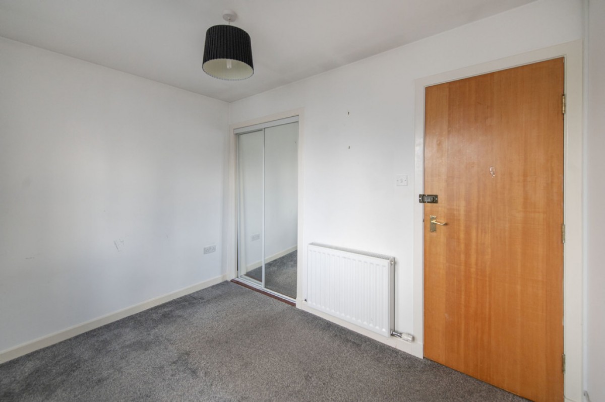 Candleriggs Ct, Alloa