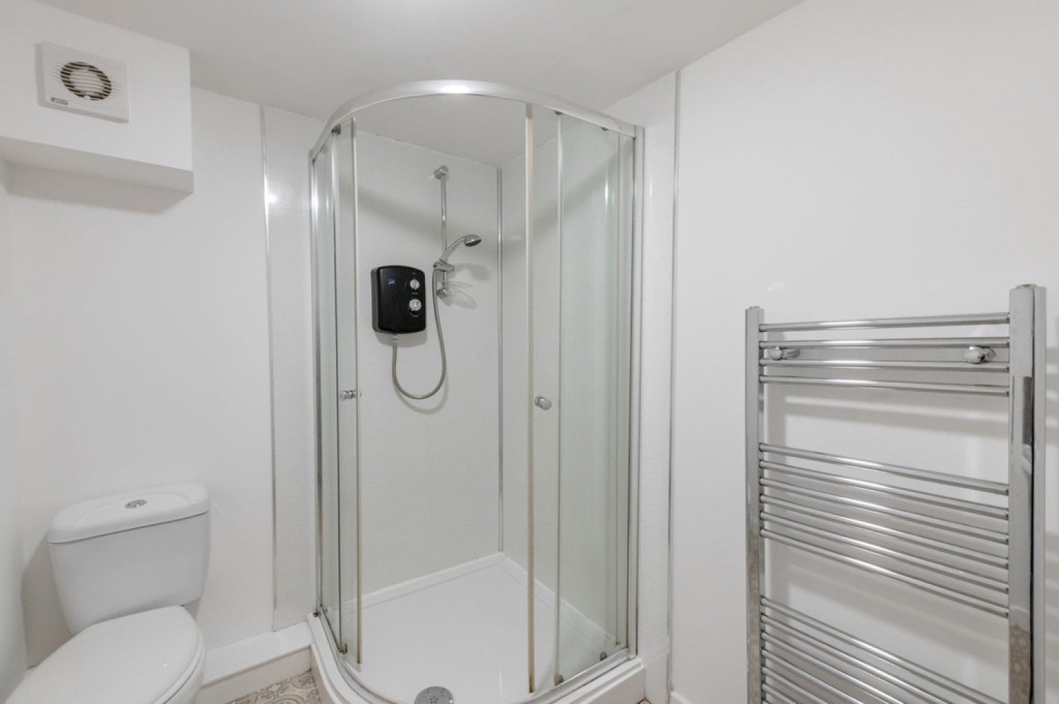 2 bedroom Flat for Letting Queen St, Alva