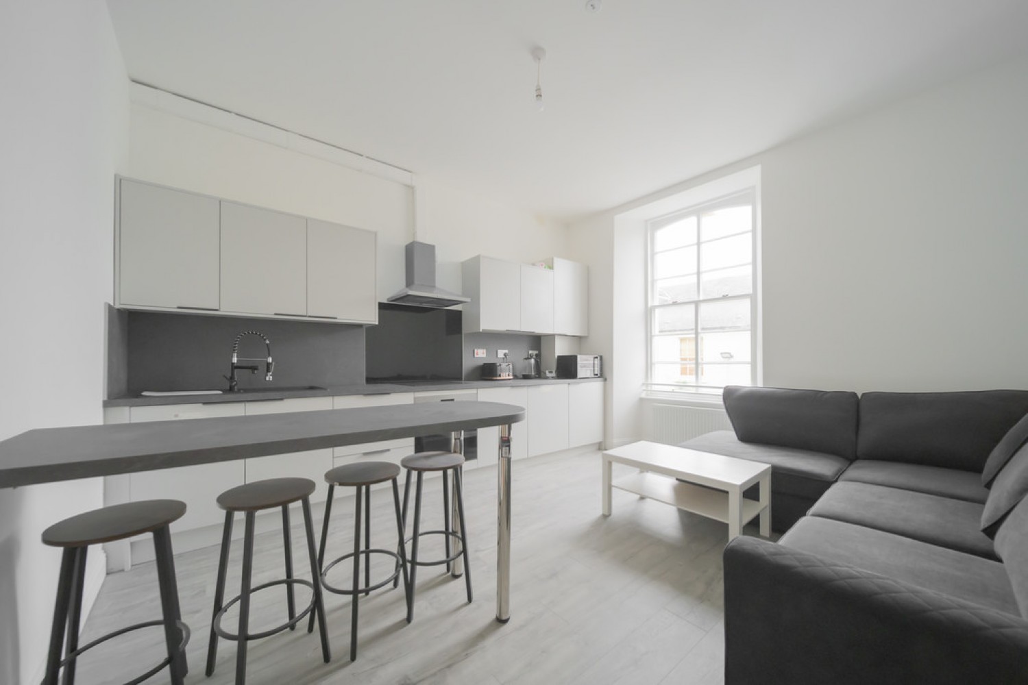 3 bedroom Flat for Letting Murray Place Second Floor, Stirling