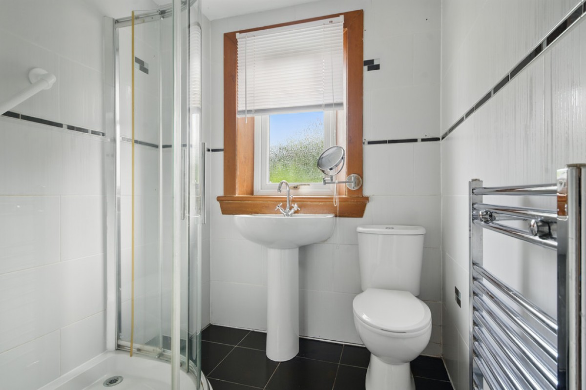 Main Street, Coalsnaughton