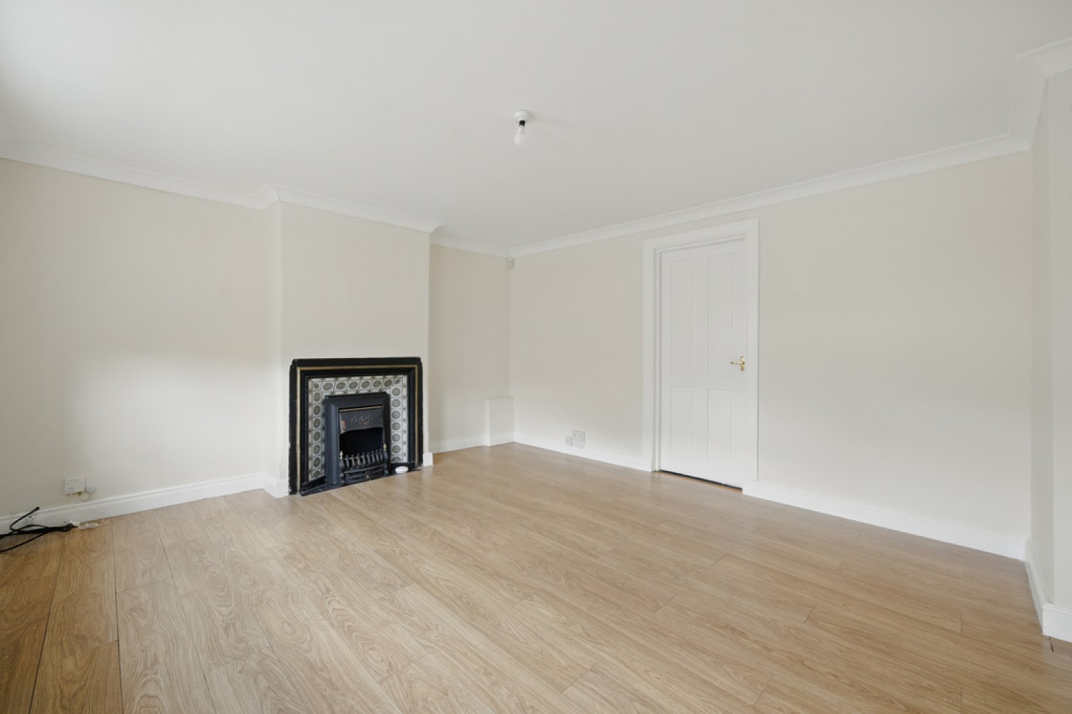 Main Street, Coalsnaughton