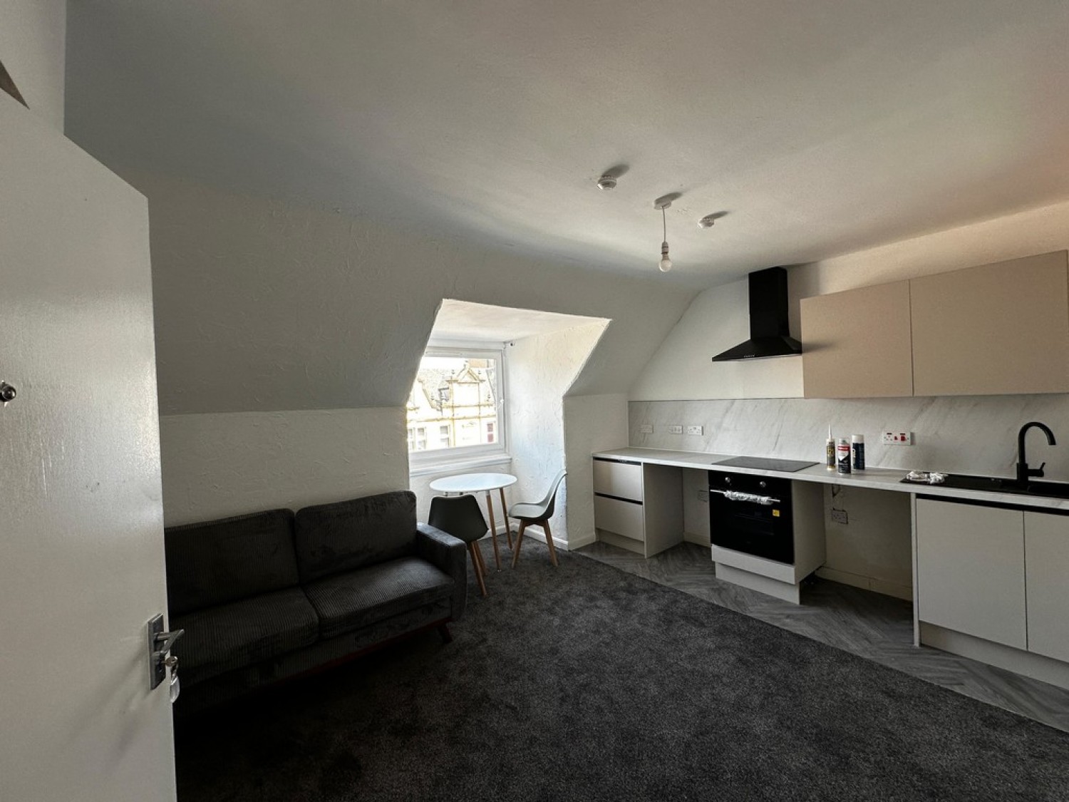 2 bedroom Flat in Cowane Street