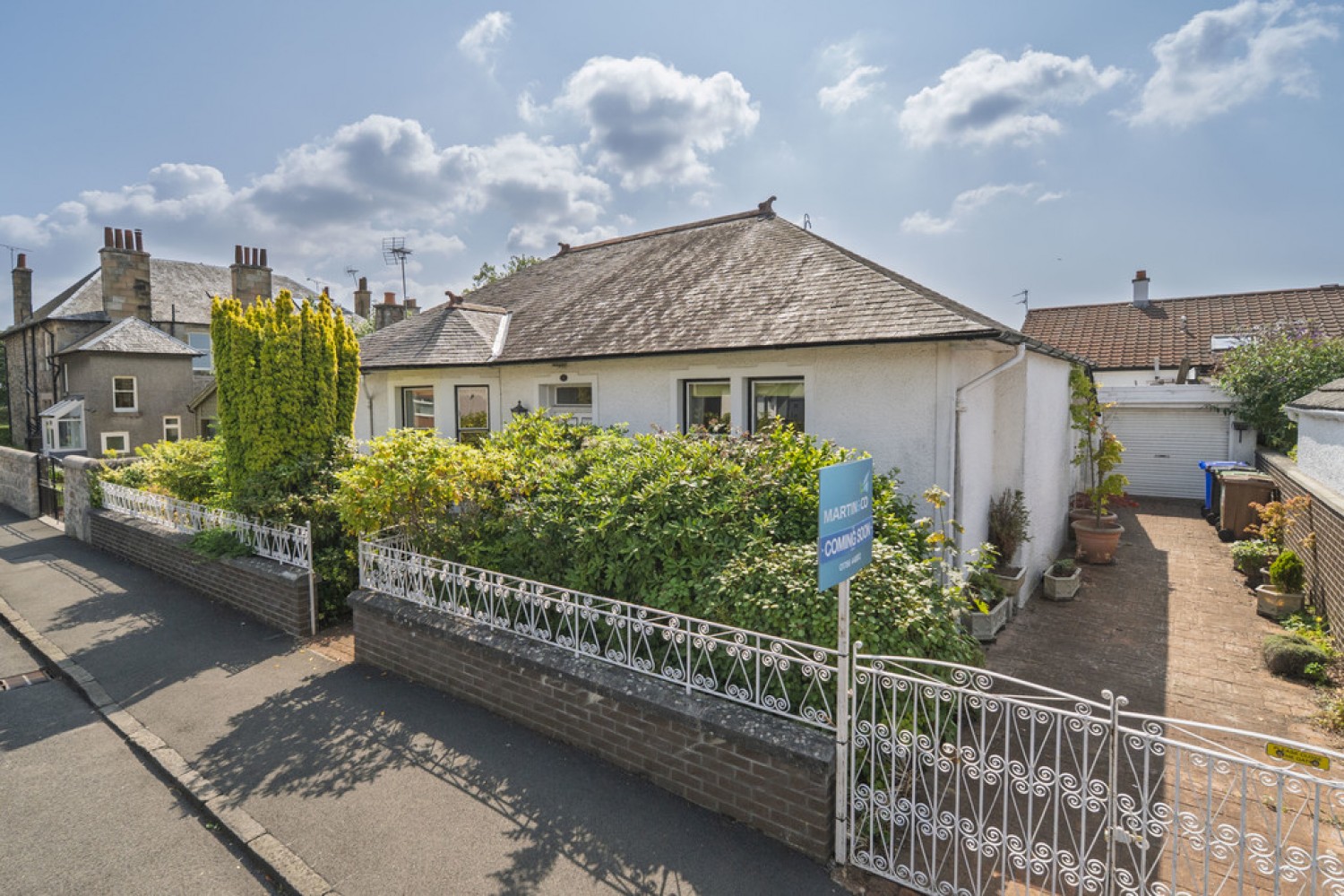 Buchanan Drive, Causewayhead