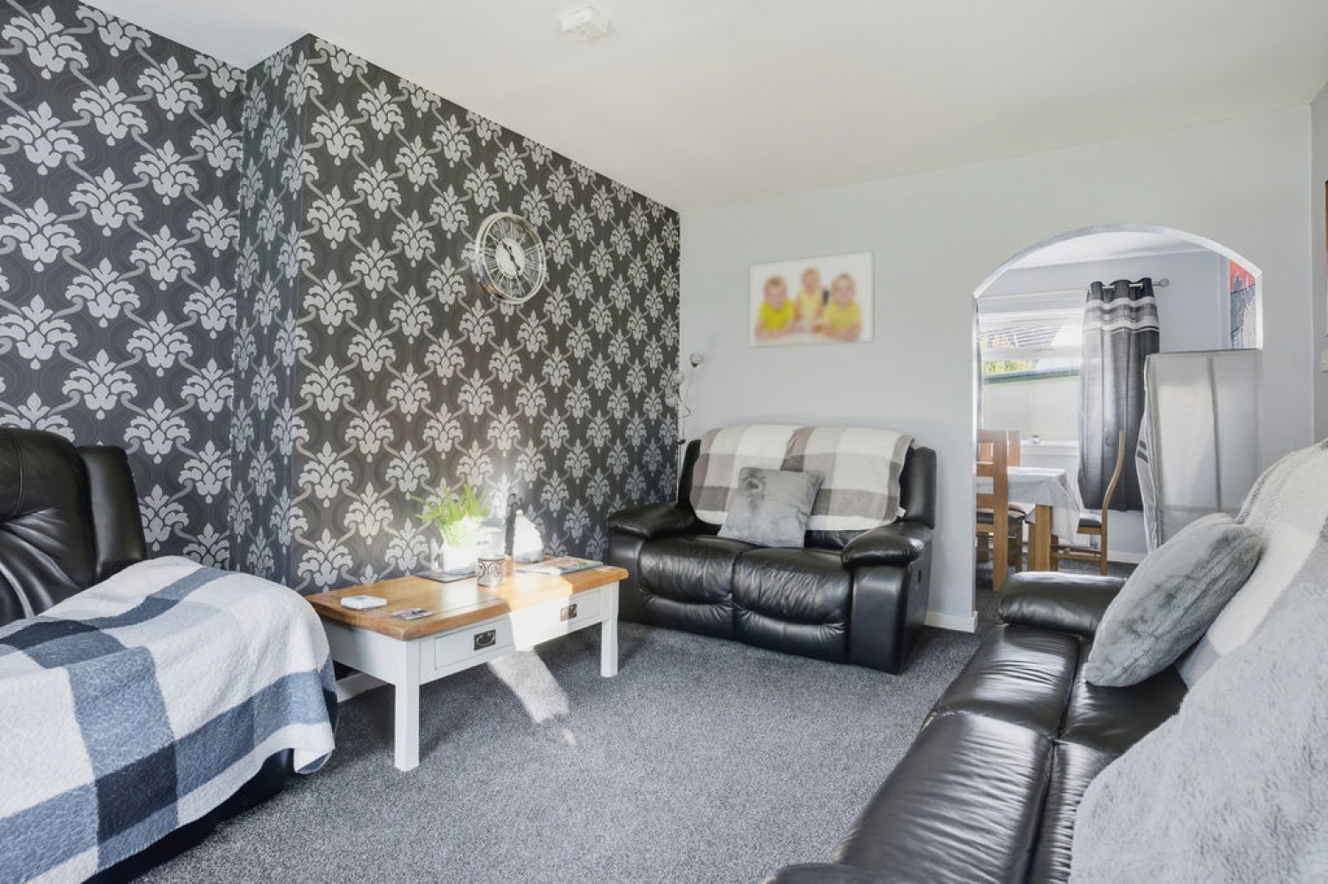 Elistoun Drive, Tillicoultry, FK13
