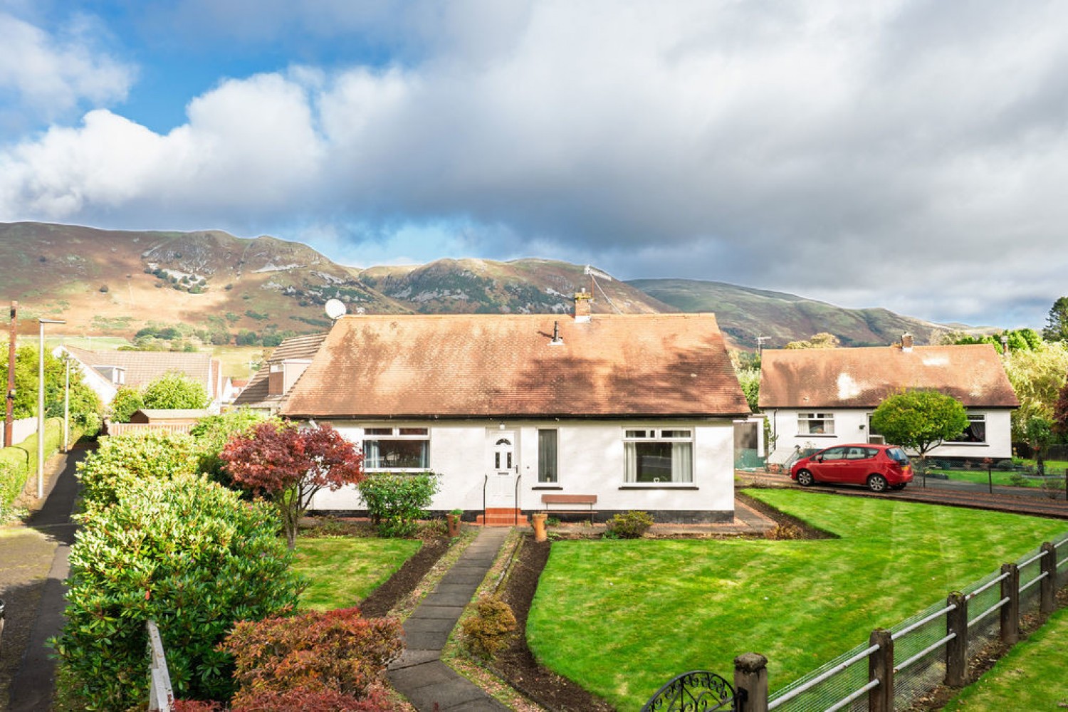 Elistoun Drive, Tillicoultry, FK13
