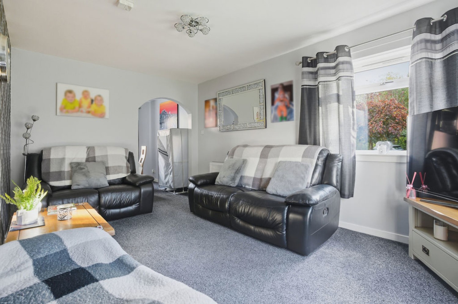 Elistoun Drive, Tillicoultry, FK13