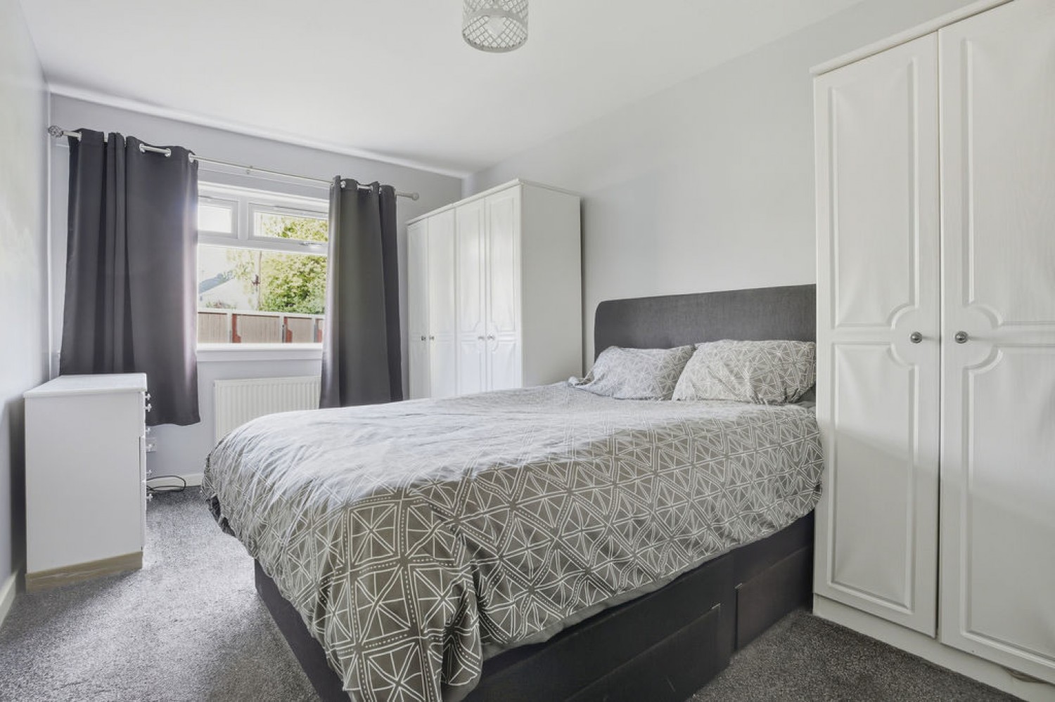 Elistoun Drive, Tillicoultry, FK13