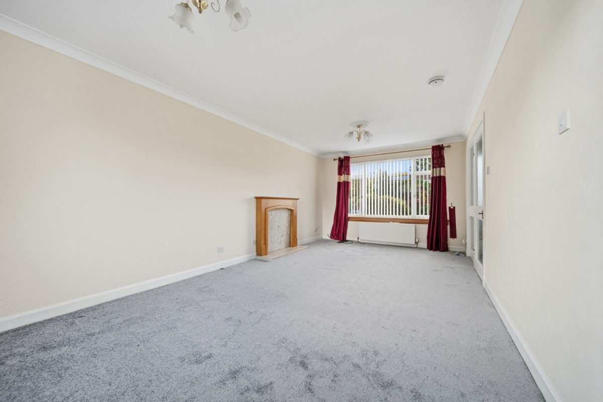 St Serfs Grove, Clackmannan, FK10