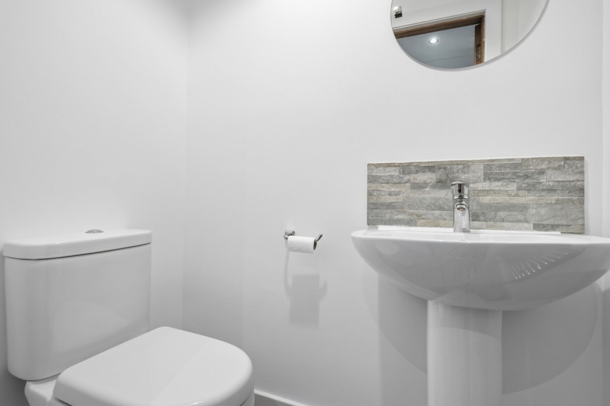 Lismhor, 6 Norwood Avenue