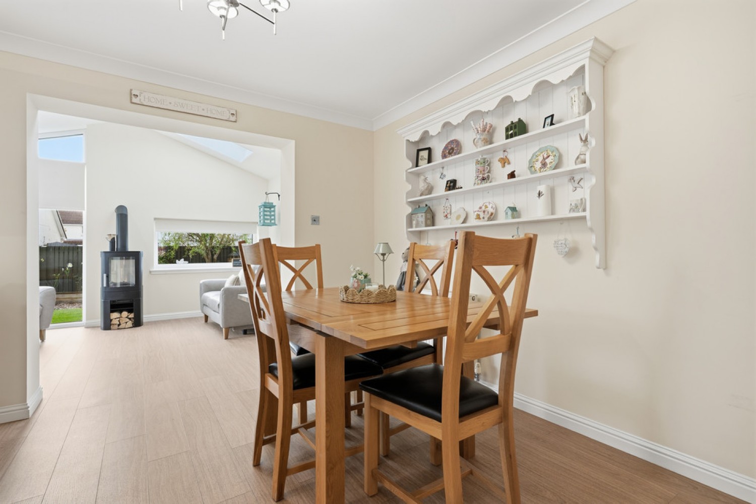 4 bedroom House for Sale Sandpiper Meadow, Alloa, FK10