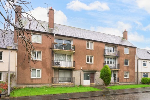 Newhouse, Stirling, Fk8