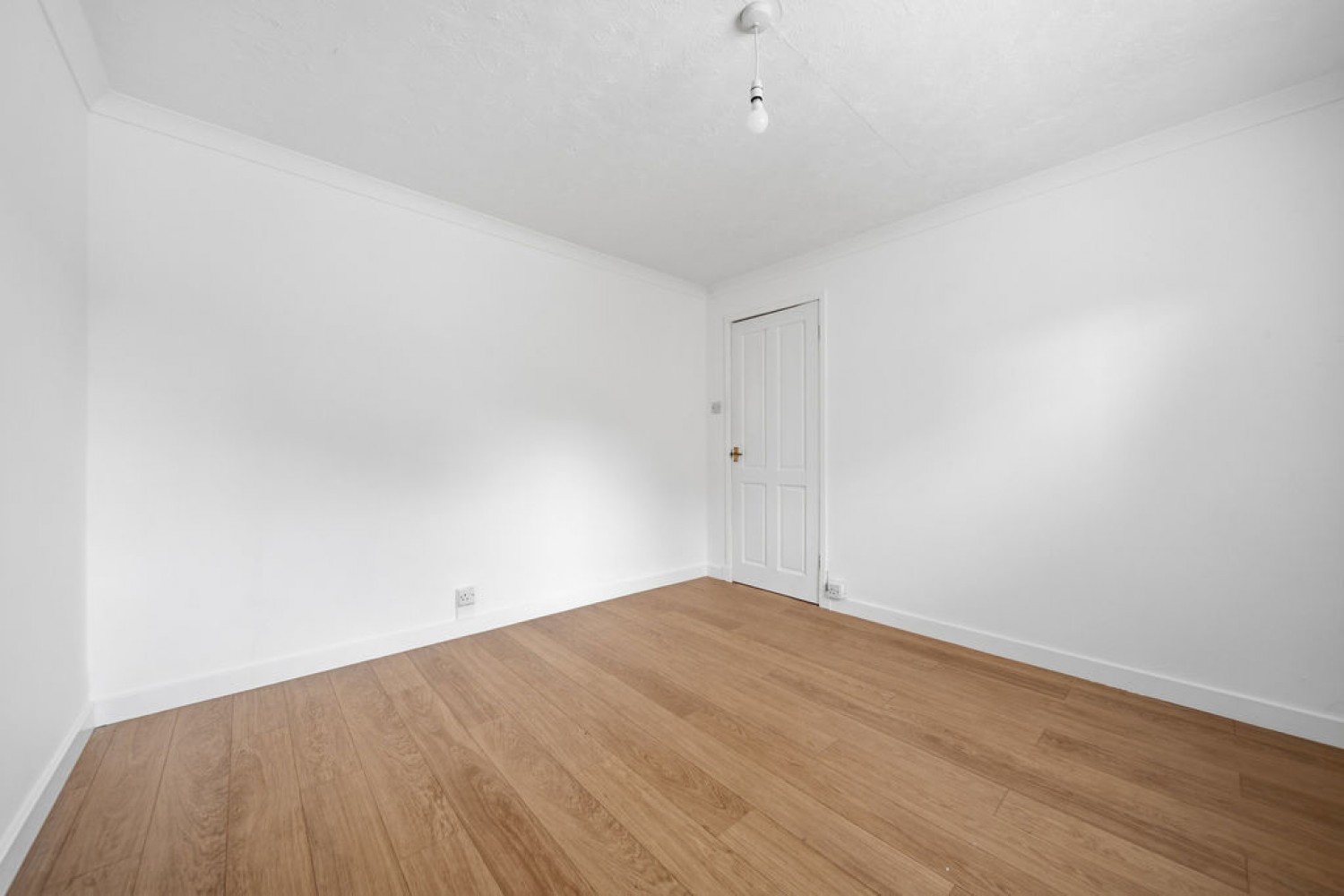 Main Street, Coalsnaughton, FK13