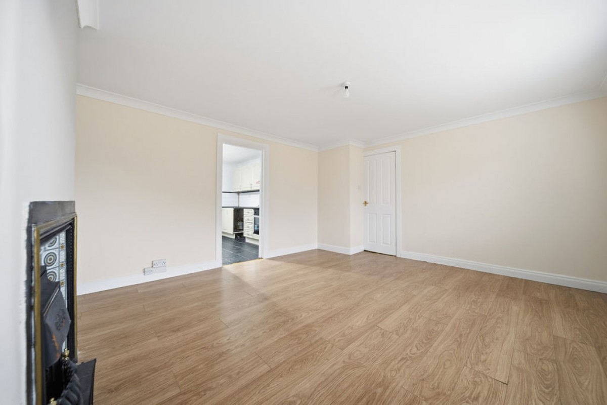 Main Street, Coalsnaughton, FK13