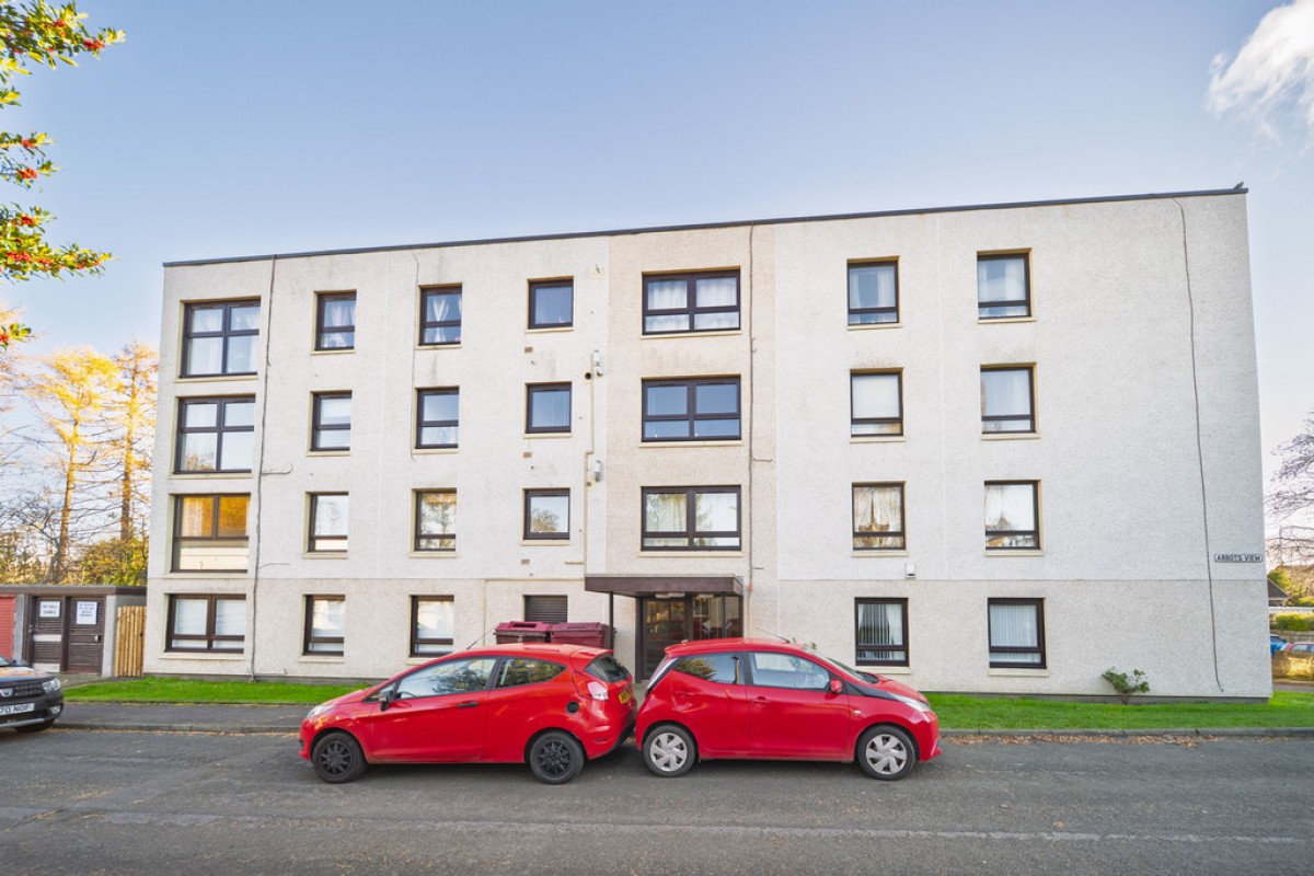 Abbots view, Polmont , FK2