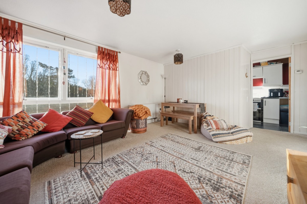 Abbots view, Polmont , FK2