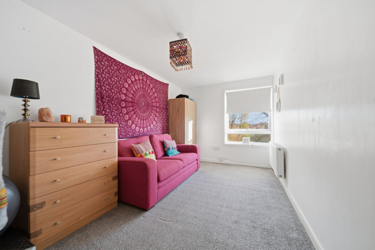 Abbots view, Polmont , FK2