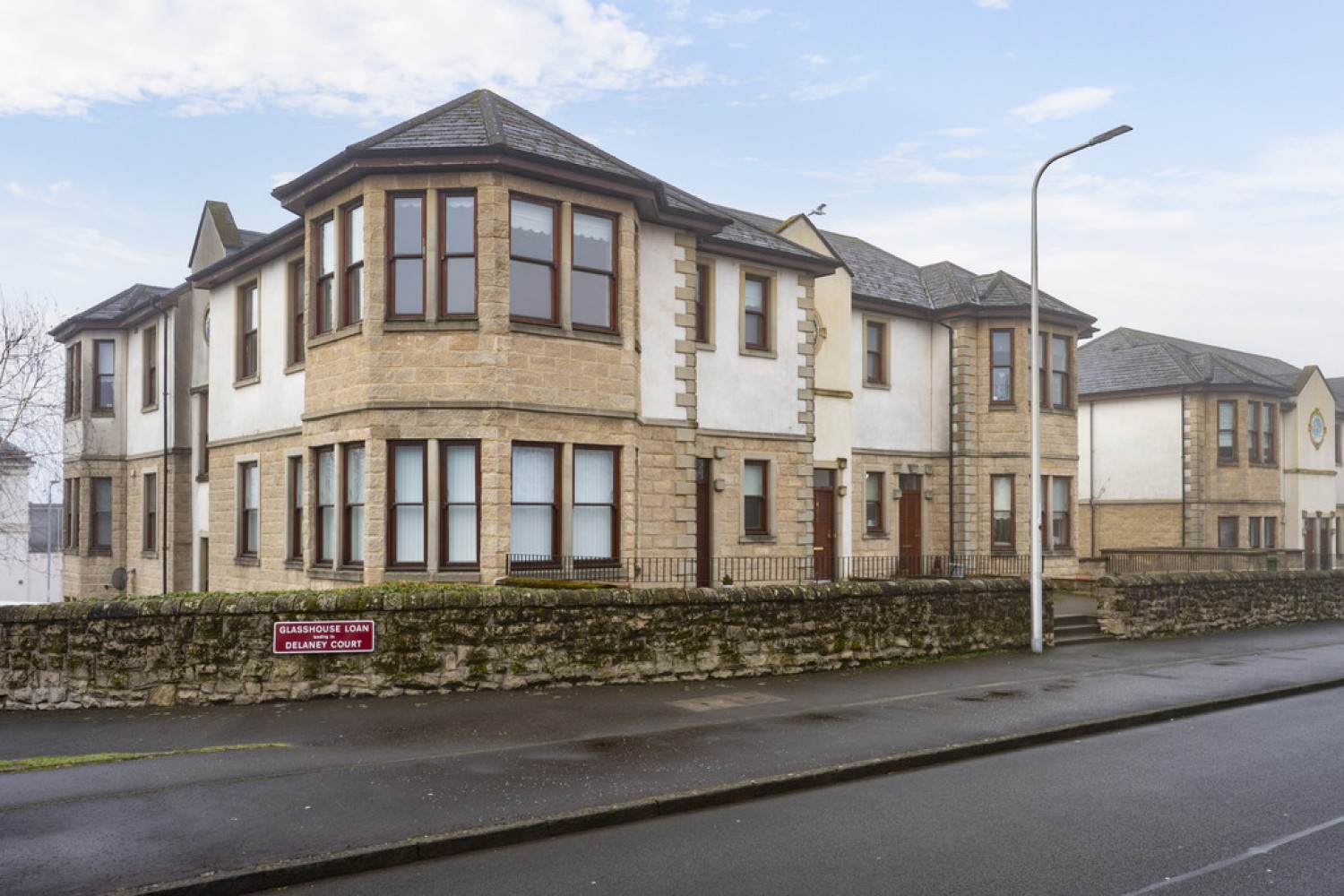 2 bedroom Flat for Sale Delaney Court, Alloa, FK10