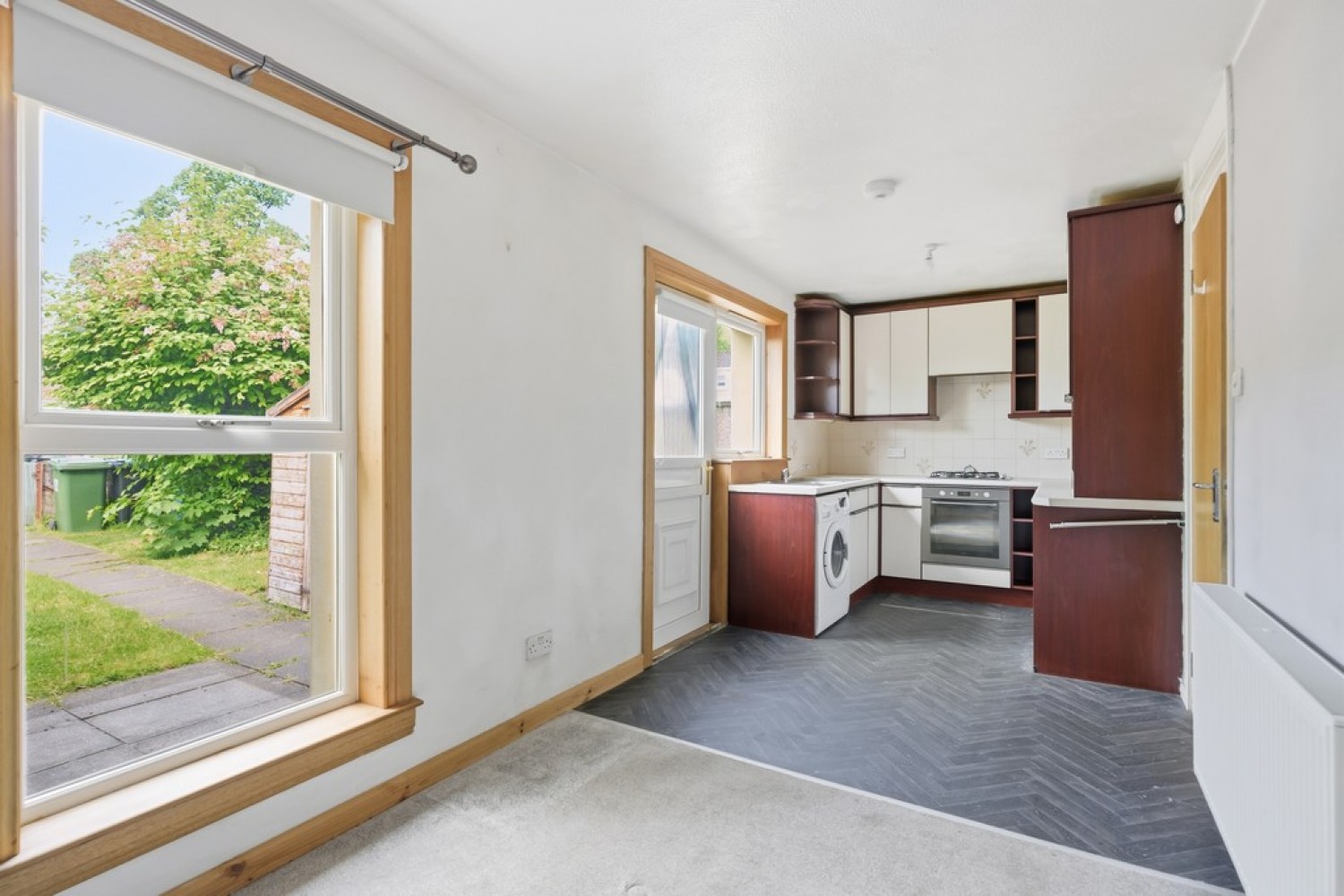 2 bedroom House for Sale Broompark West, Menstrie, FK11