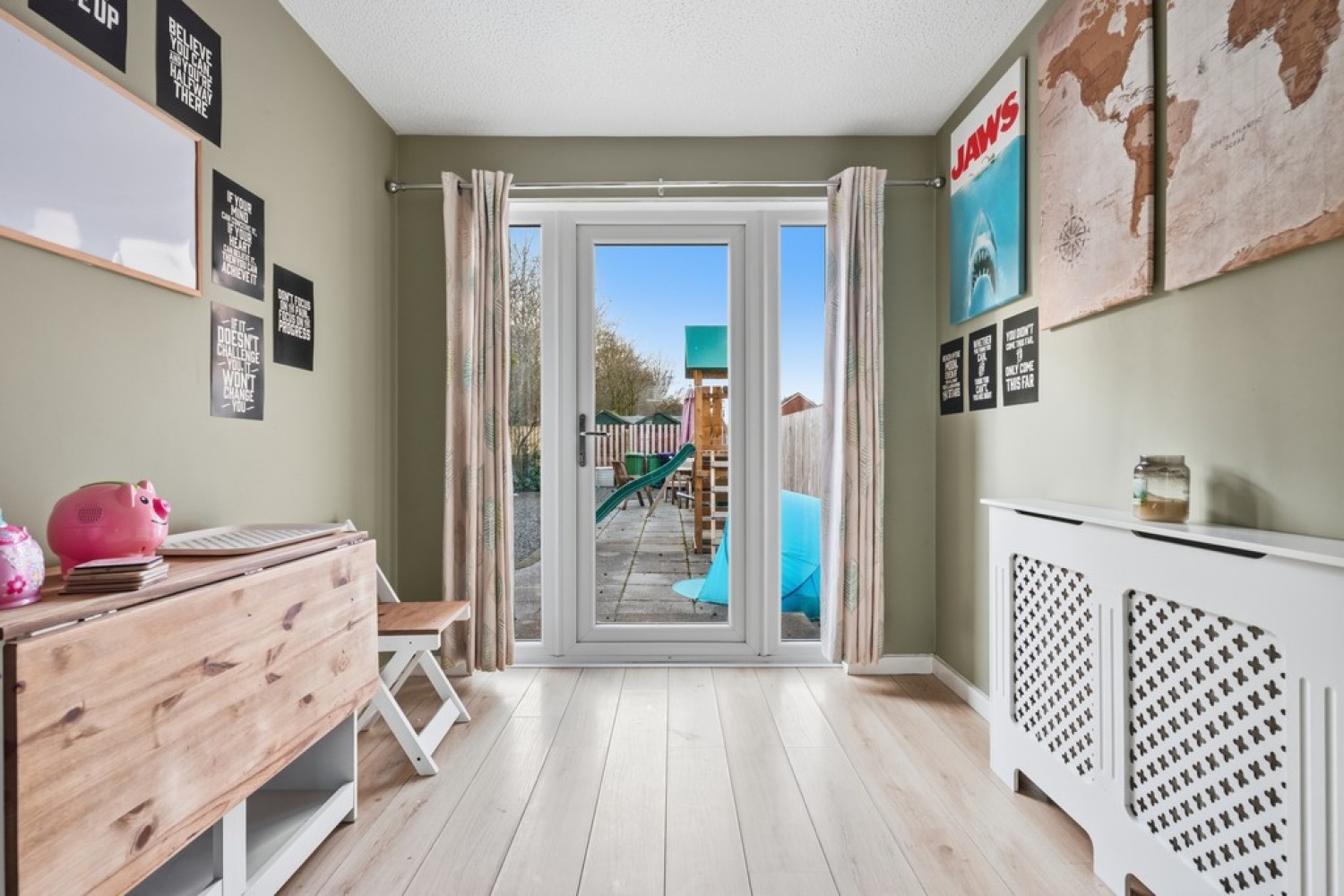 4 bedroom House for Sale Glaive Avenue, Stirling, FK7