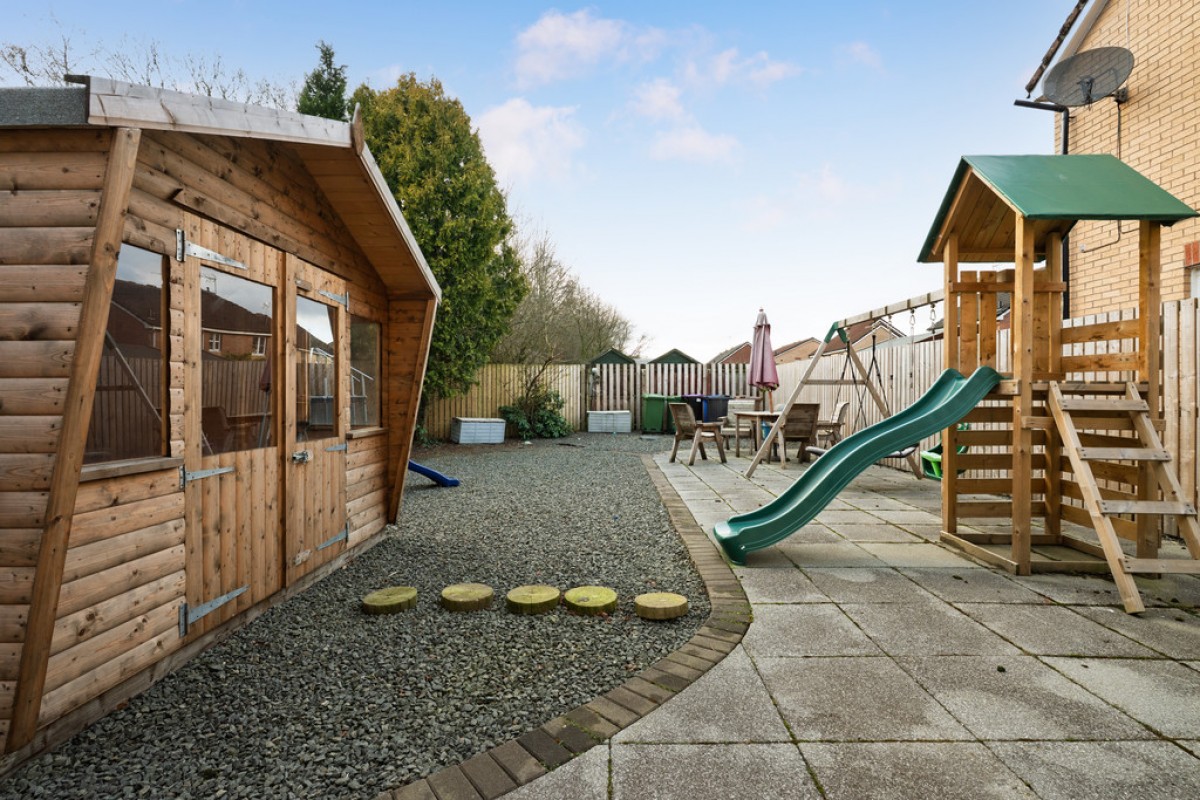 Glaive Avenue, Stirling, FK7