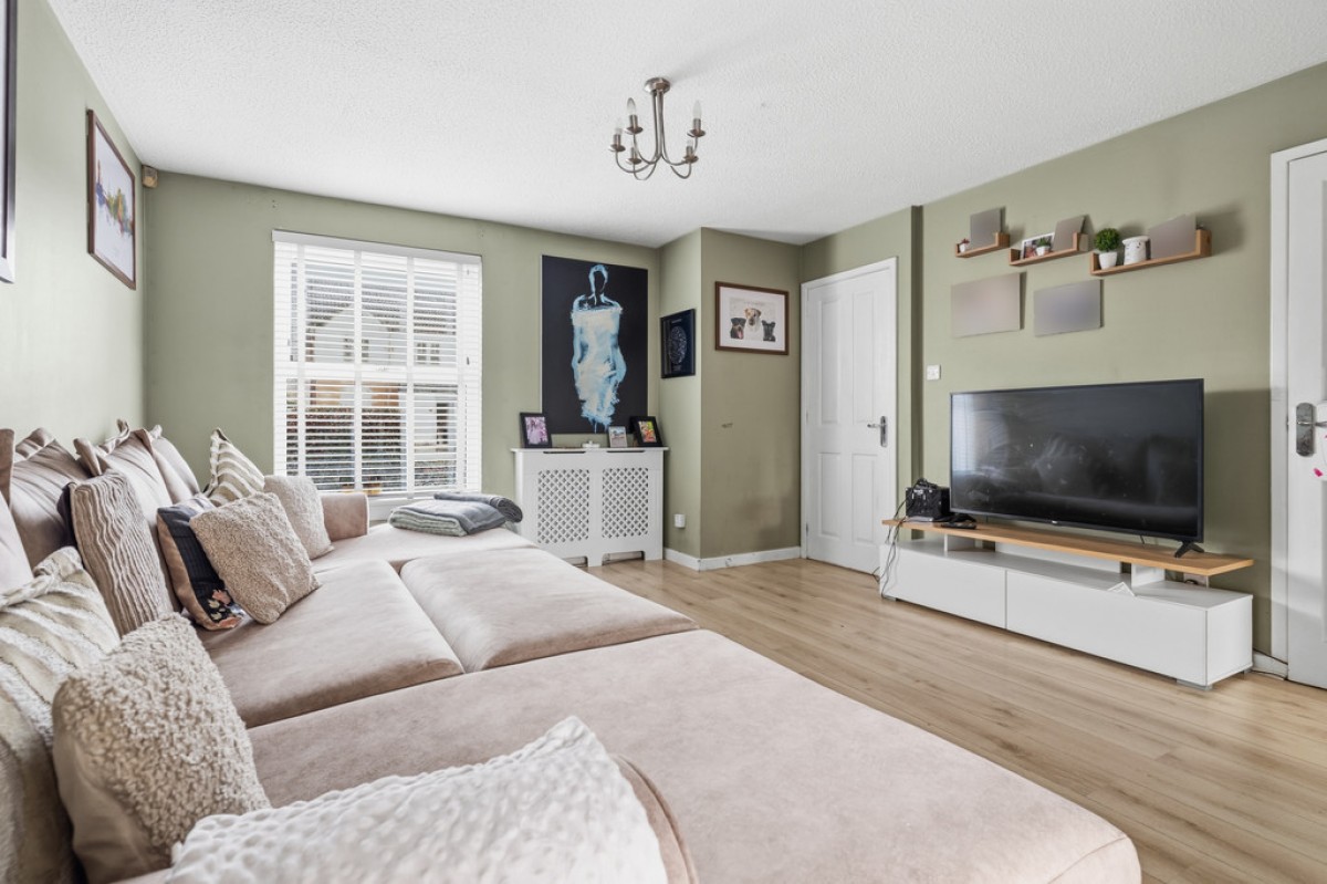 Glaive Avenue, Stirling, FK7