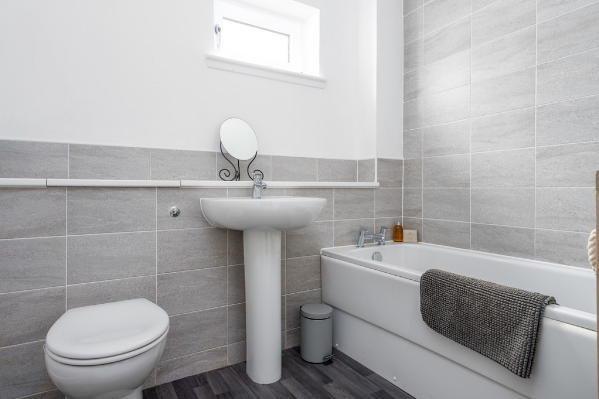 McLeod Road, Alloa, FK10