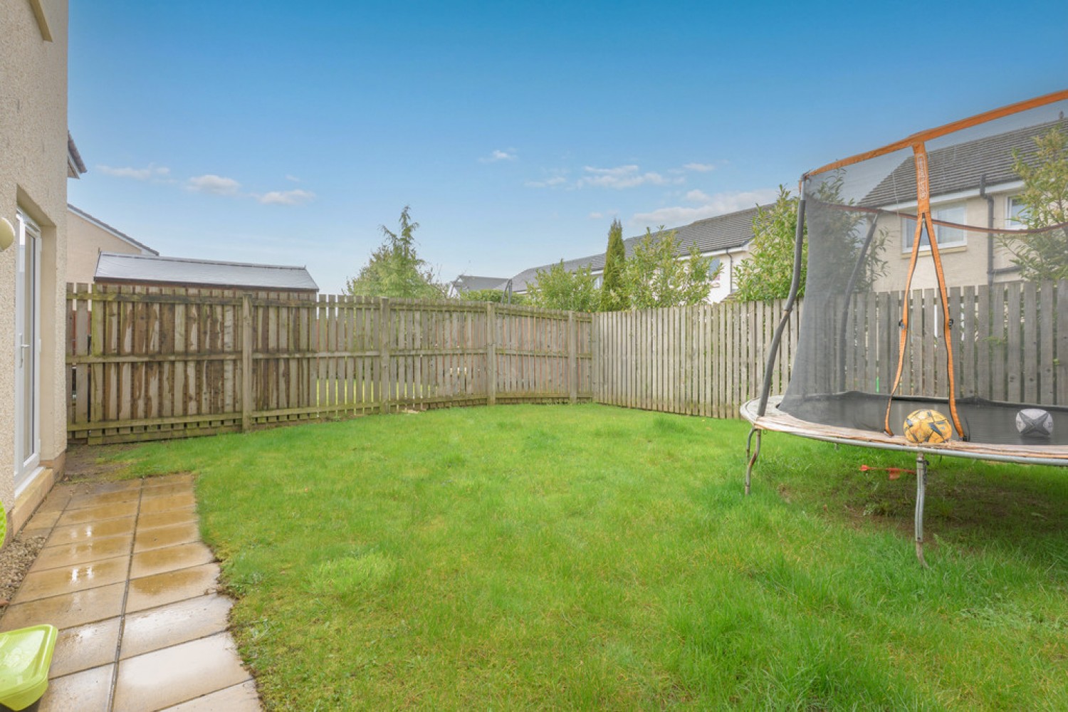 4 bedroom House for Sale McLeod Road, Alloa, FK10