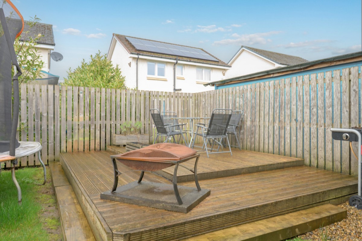 McLeod Road, Alloa, FK10