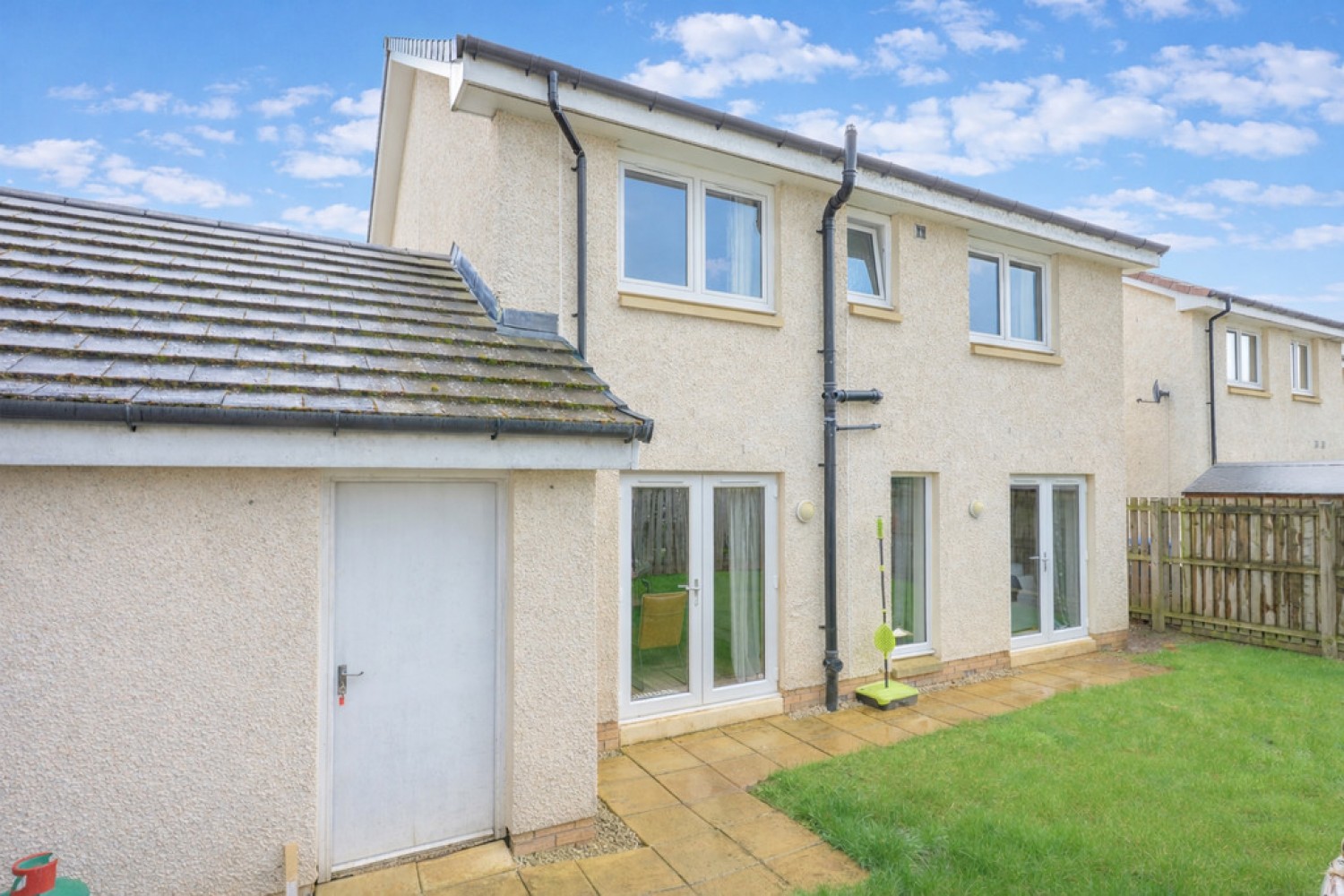 4 bedroom House for Sale McLeod Road, Alloa, FK10