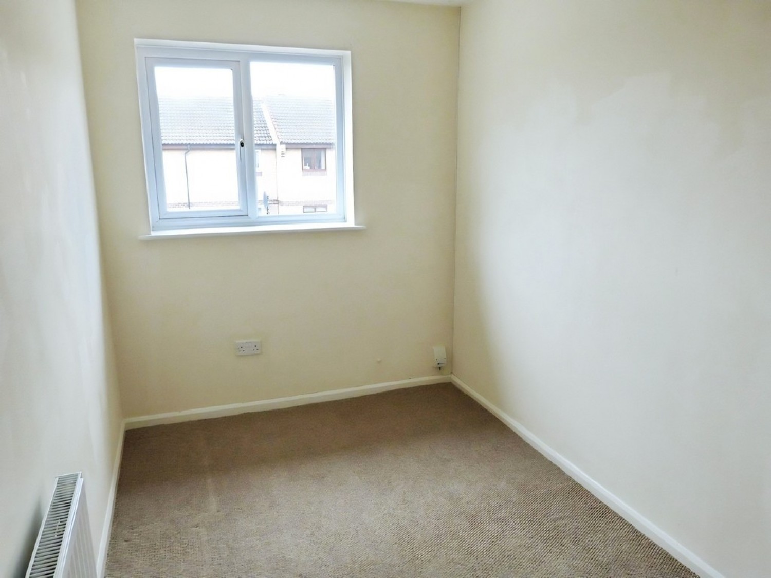 2 bedroom House for Letting Maple Close, Hardwicke