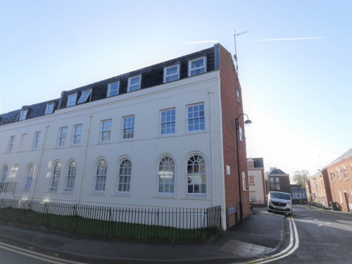 Vyvian Court, Parliament Street