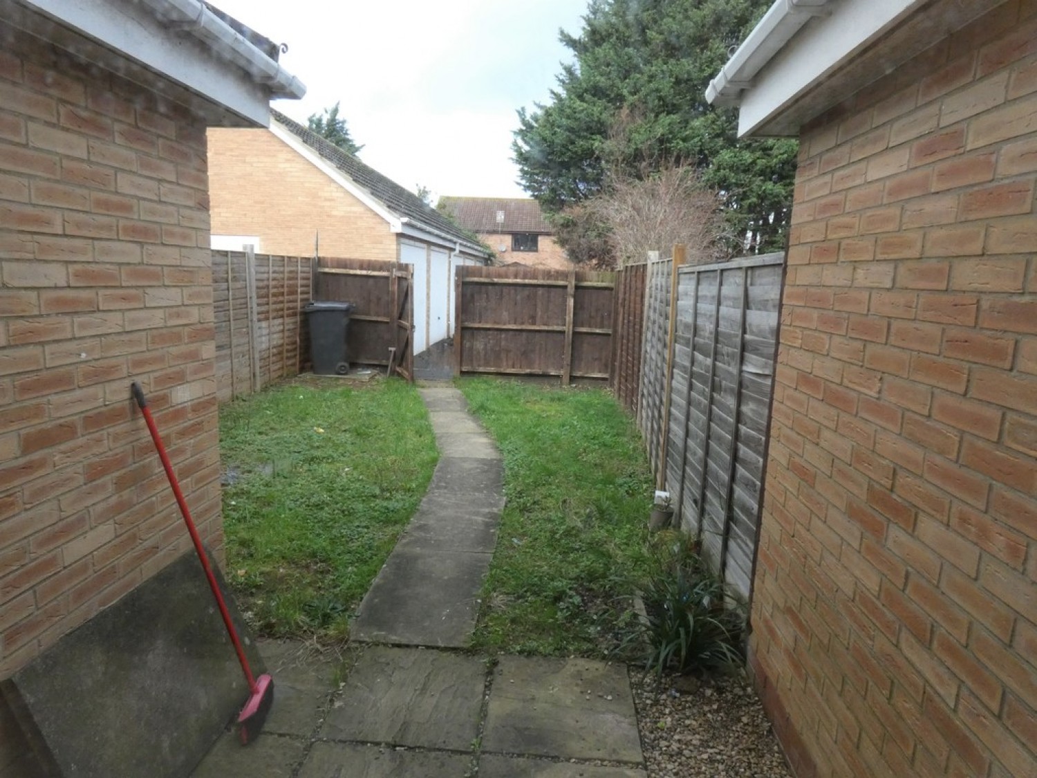 2 bedroom House for Letting Ince Castle Way, Gloucester