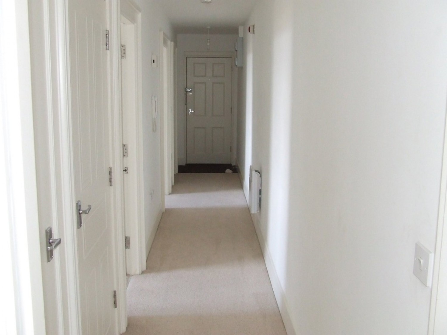 2 bedroom Flat for Letting The Crescent, Horton Road