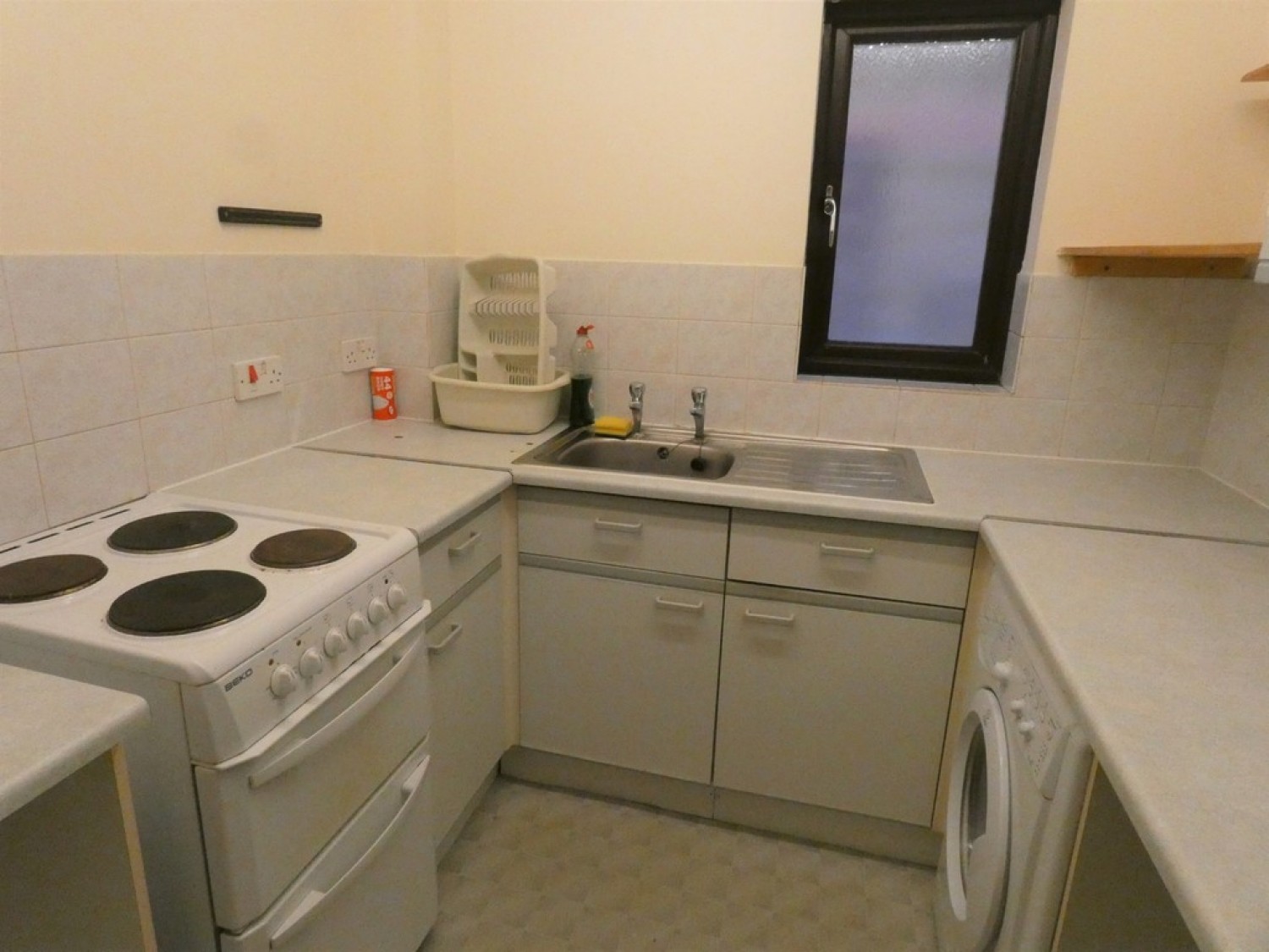1 bedroom Flat for Letting Woodford Court, Gloucester