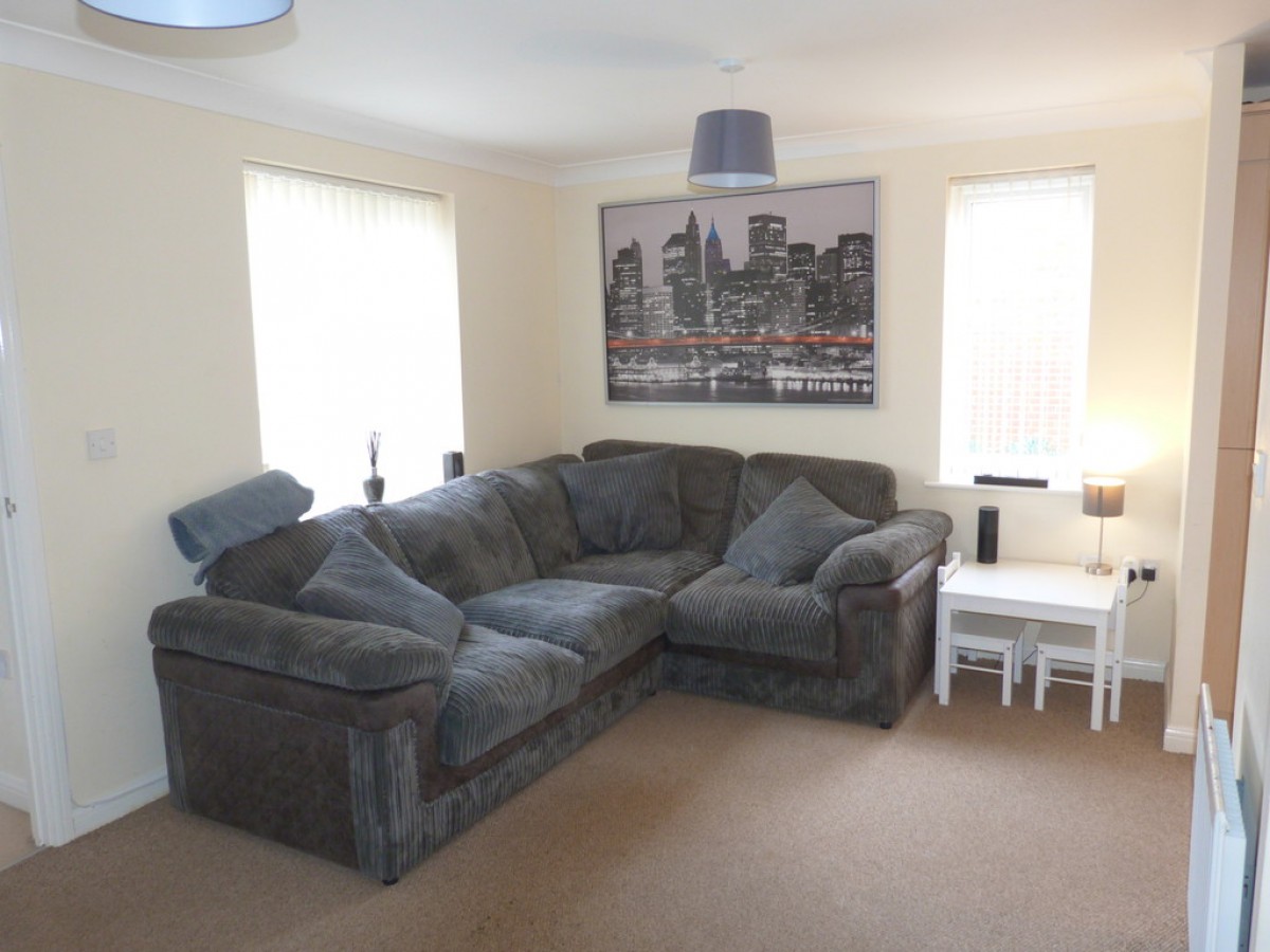 Watermint Drive, Tuffley