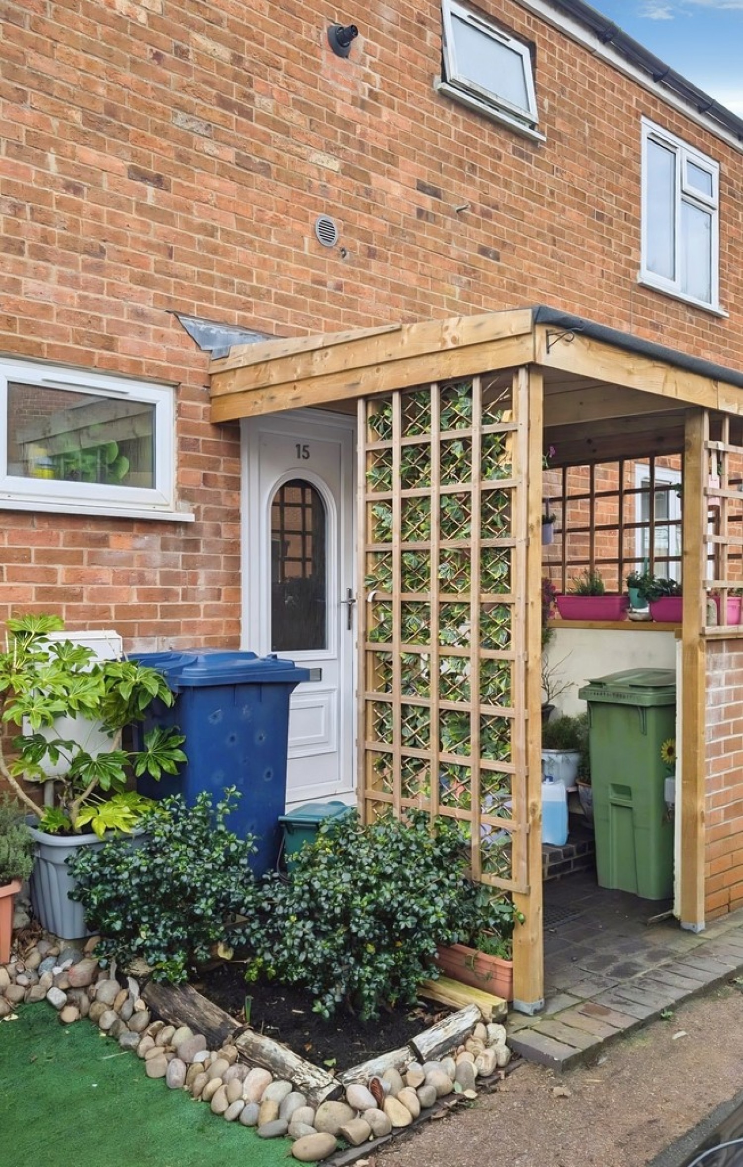 3 bedroom House for Letting Luke Lane, Innsworth, Gloucester