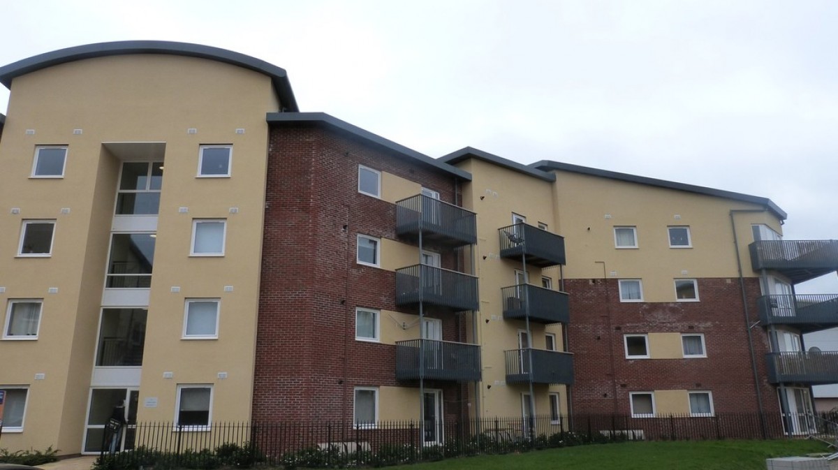 Longhorn Avenue, Gloucester