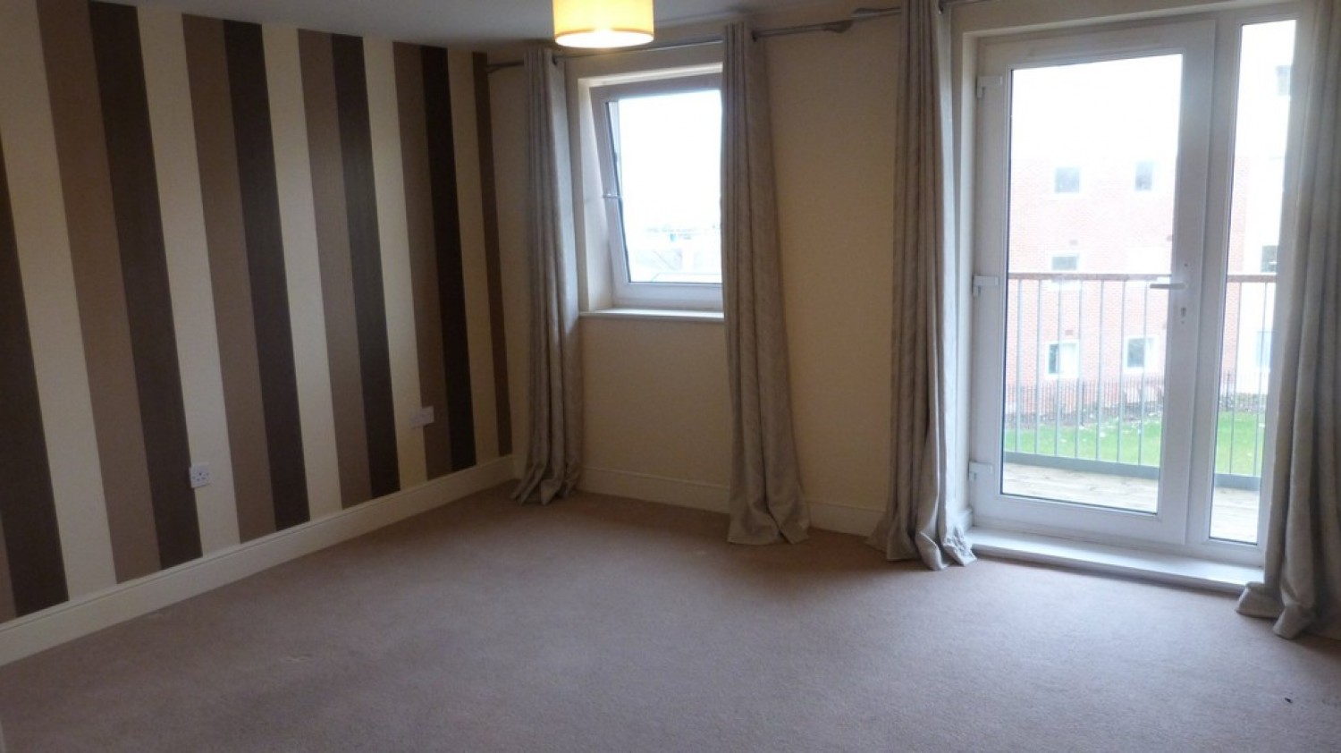 Longhorn Avenue, Gloucester