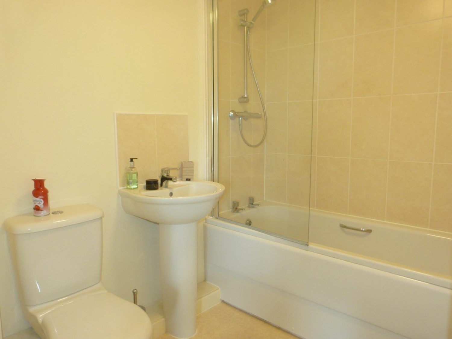 2 bedroom Flat for Letting Longhorn Avenue, Gloucester