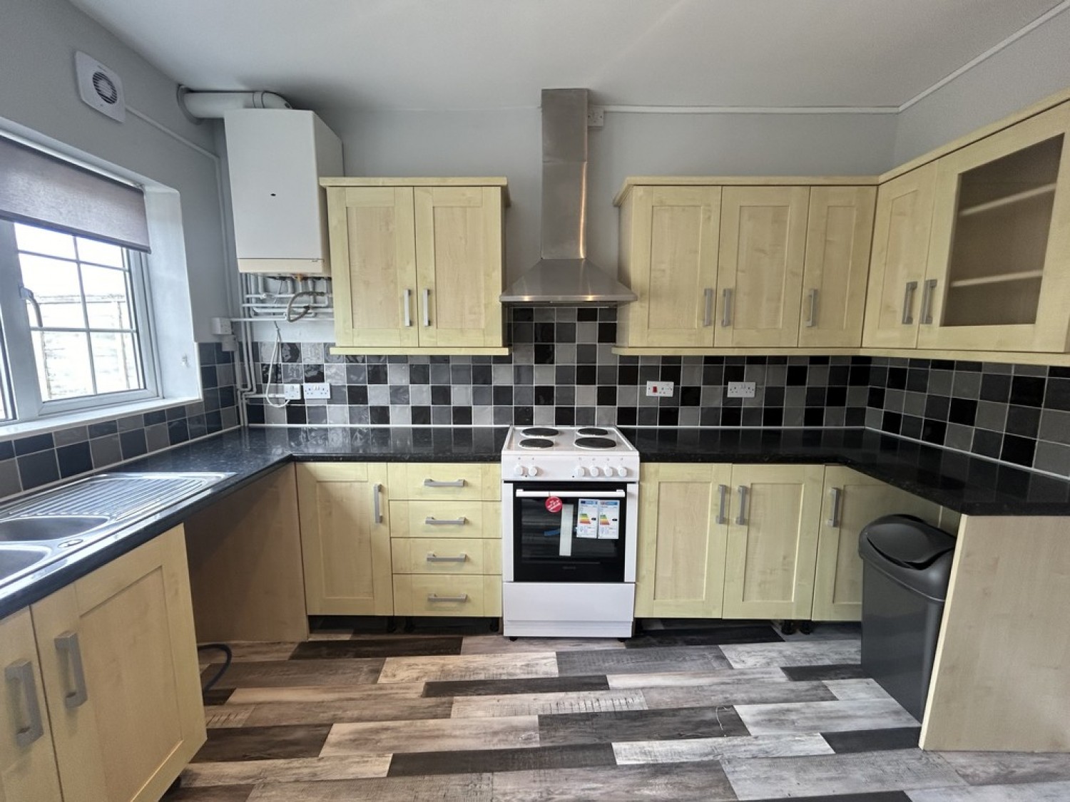 Stanley Road, Linden, Gloucester