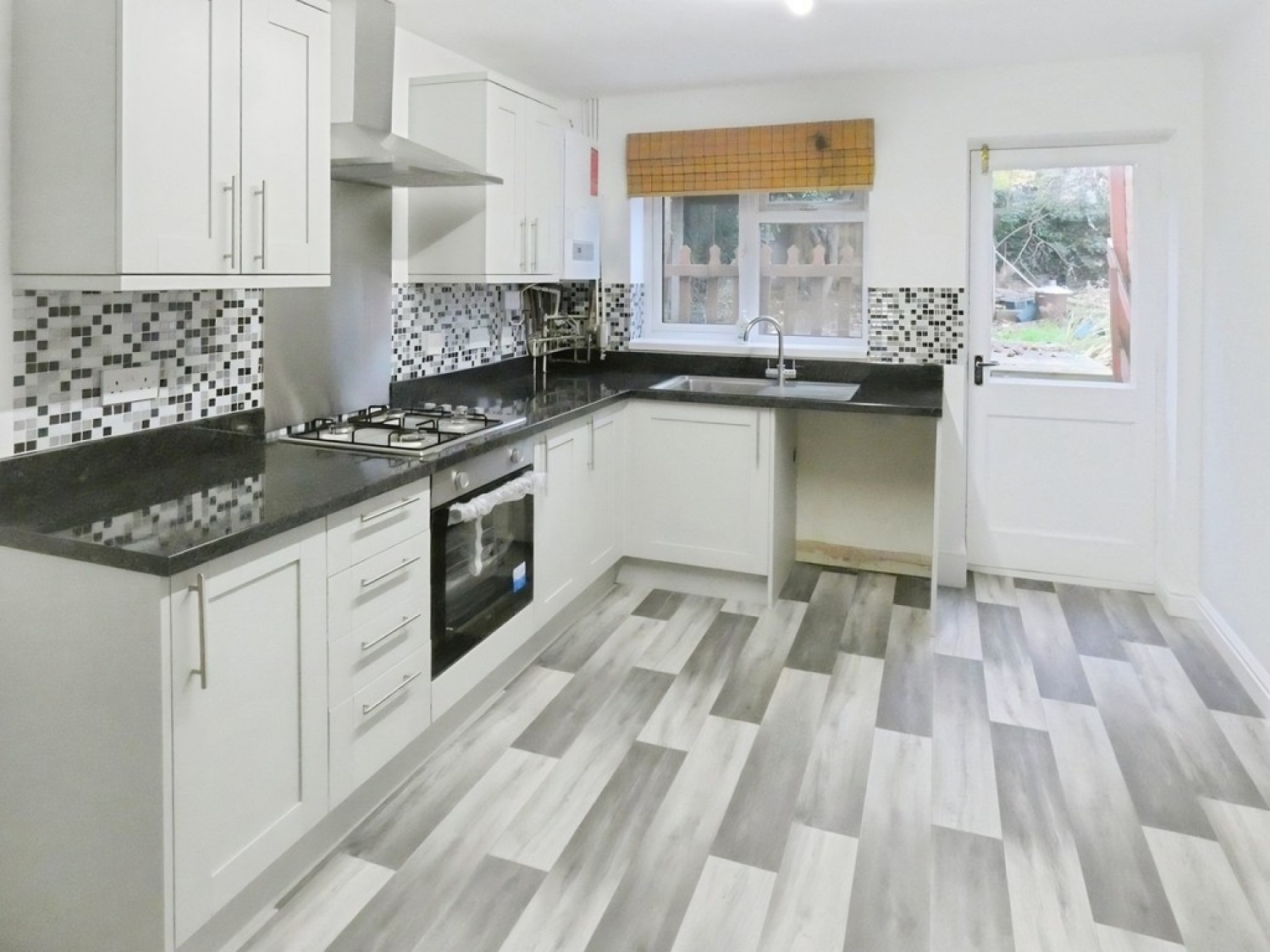 2 bedroom House for Letting New Street