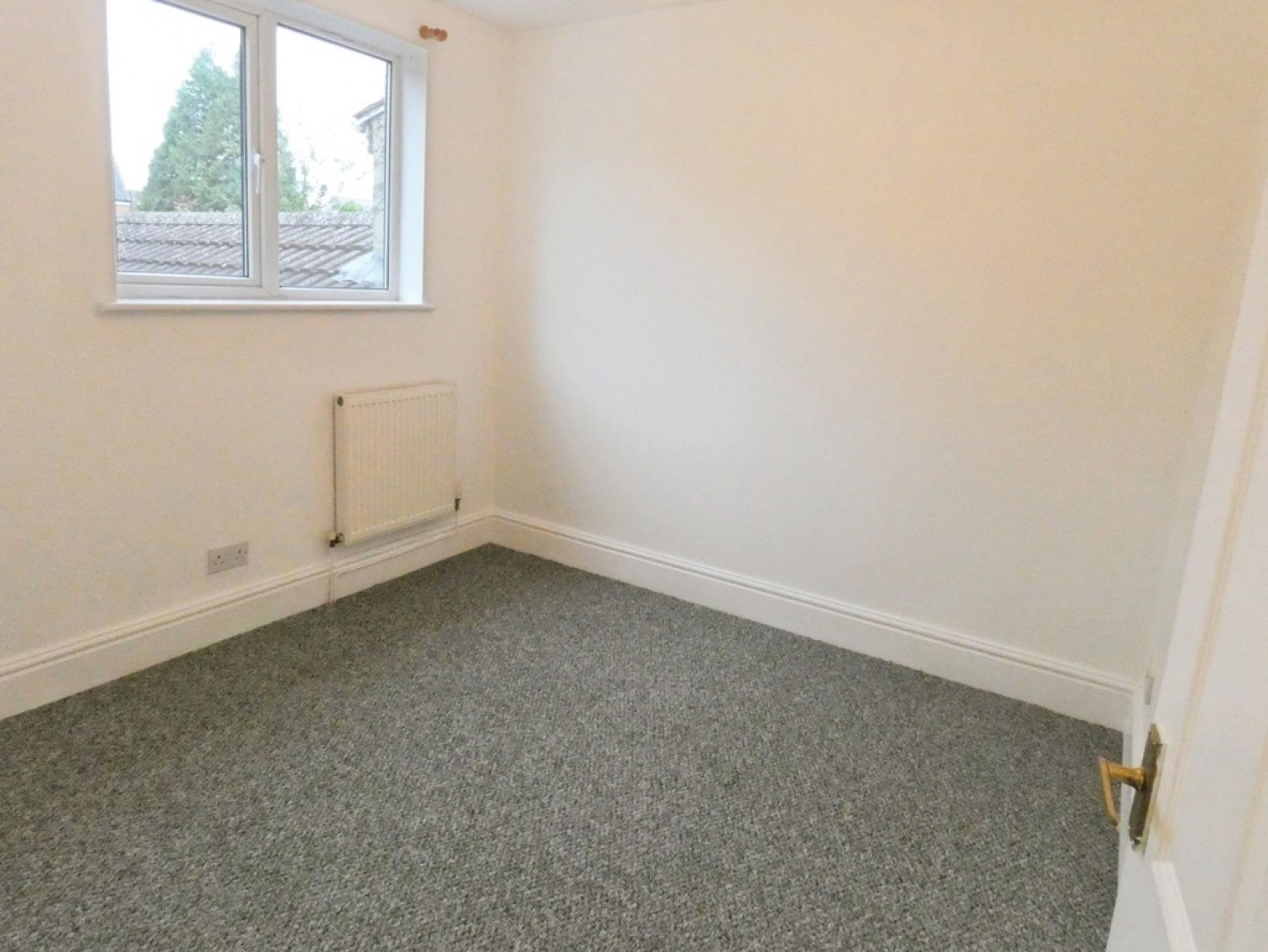 2 bedroom House for Letting New Street