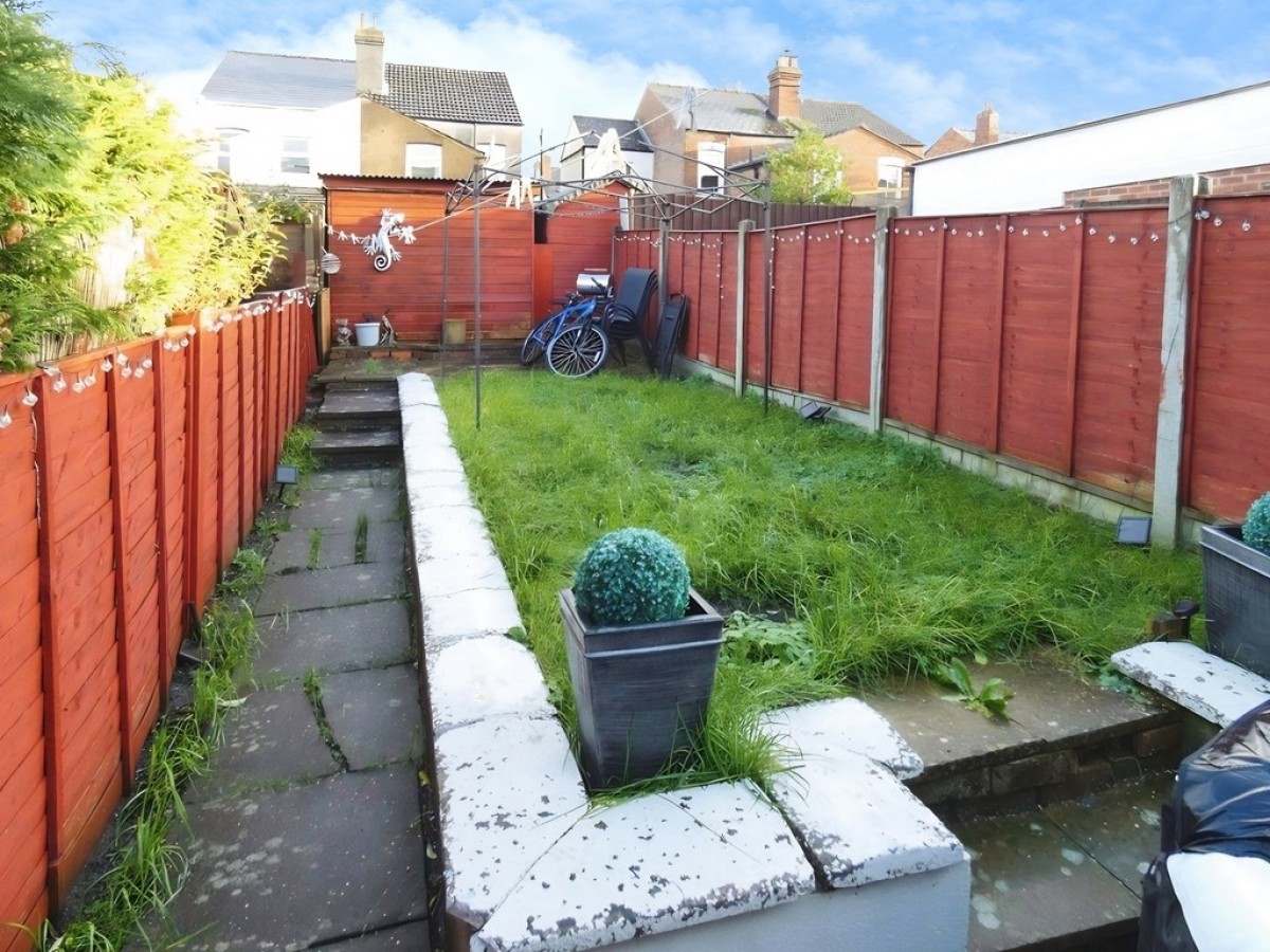 Melbourne Street East, Tredworth