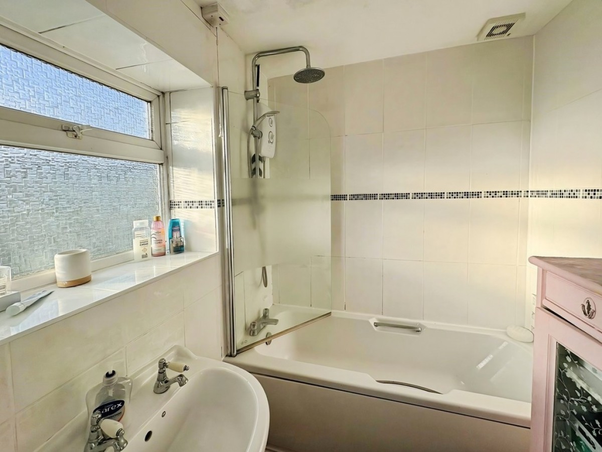 Colwell Avenue, Hucclecote, Gloucester