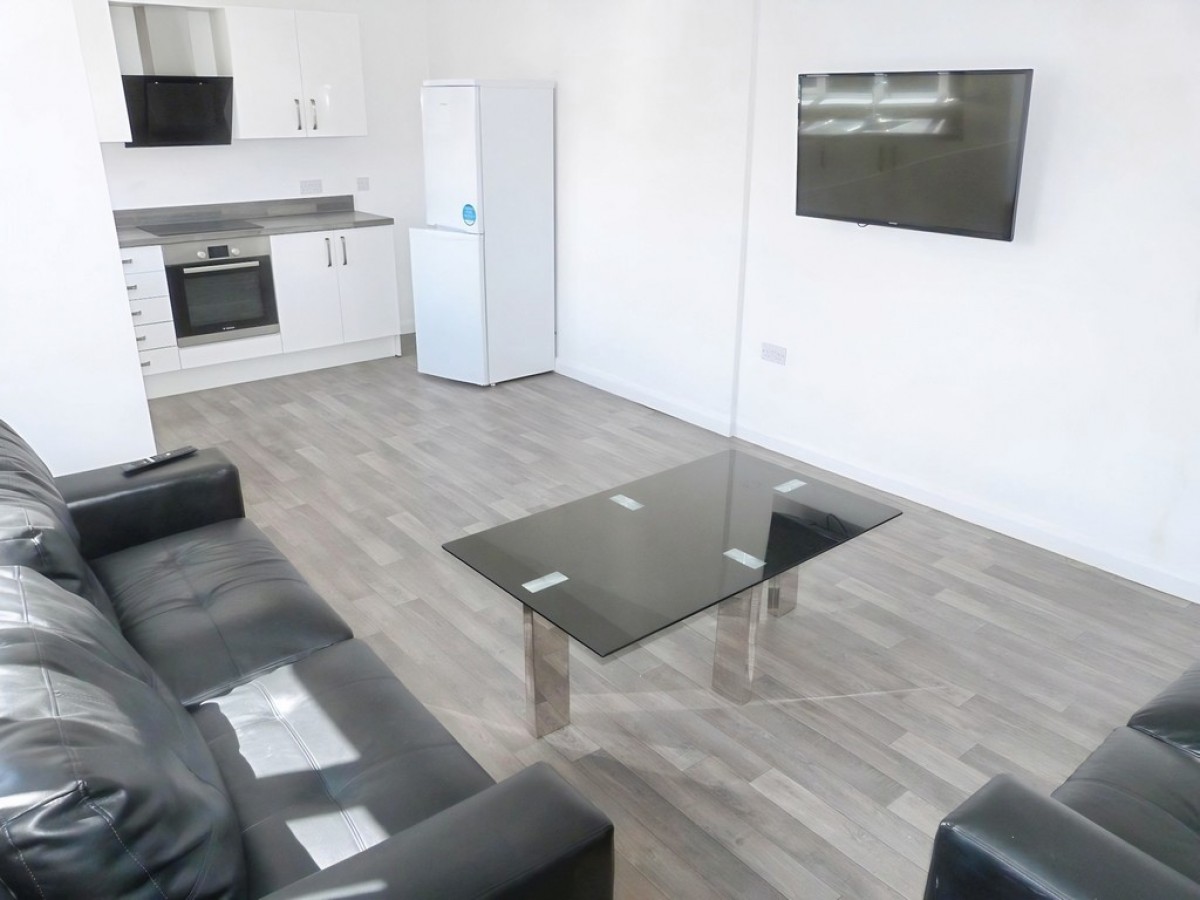 London Road, Gloucester