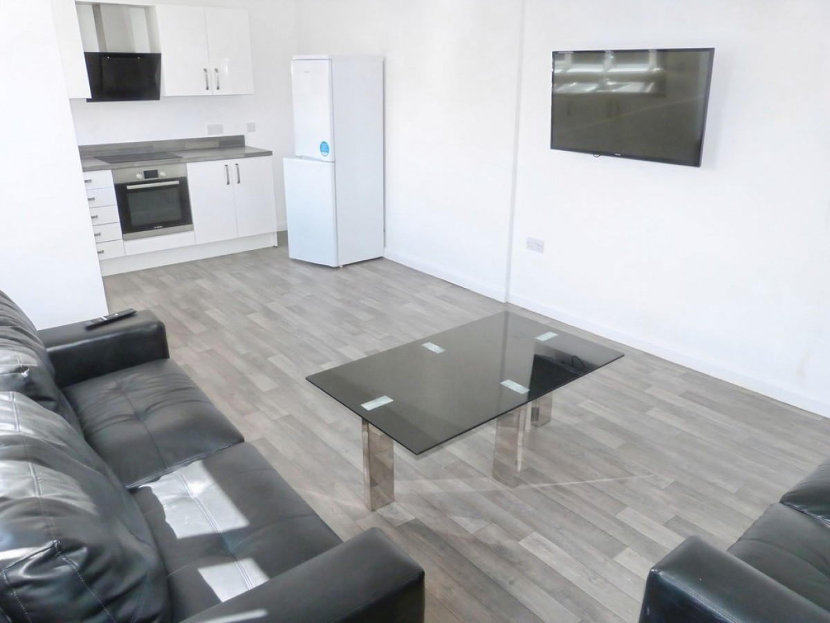 London Road, Gloucester