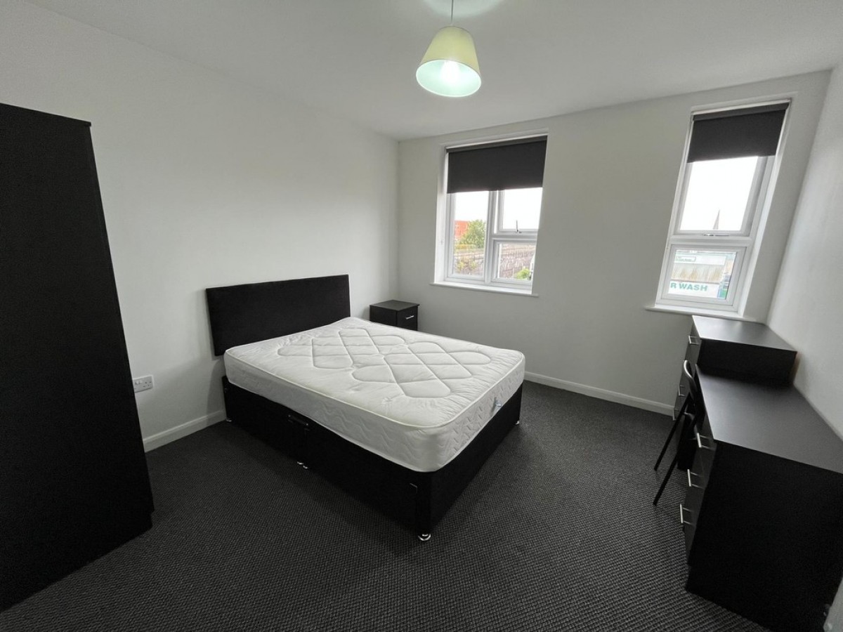 London Road, Gloucester