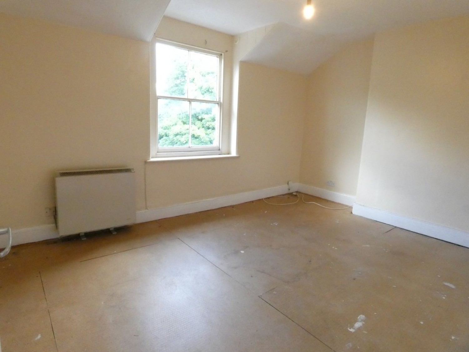 1 bedroom Flat in Weston Road, Gloucester